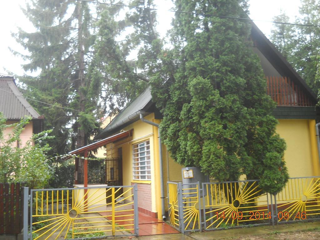 Villa Fenyves Nyaralo à Hajdúszoboszló Chambre photo